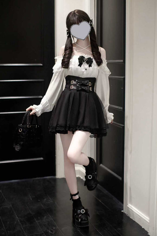 Black Solid Bow-Ornamented Jirai Skirt