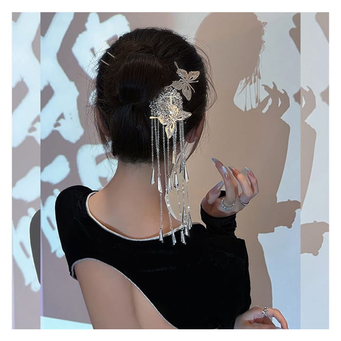 Butterfly Fringed Alloy Hair Stick - B1332 - Silver