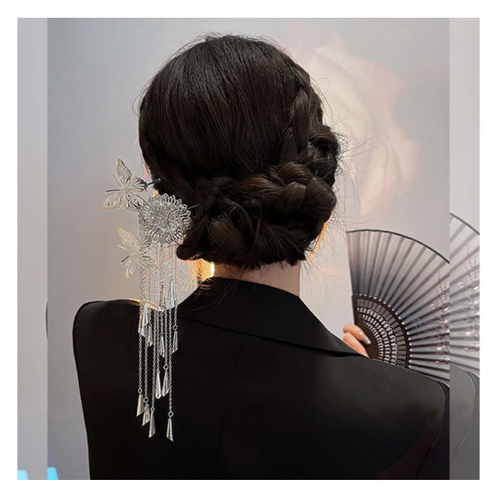 Butterfly Fringed Alloy Hair Stick - B1332 - Silver