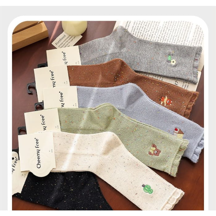 Cartoon Embroidered Socks / Set