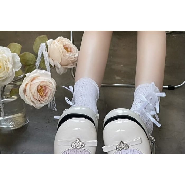 Chunky Heel Heart Rhinestone Patent Leather Mary Jane Pumps