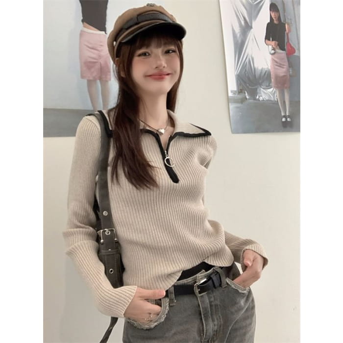 Contrast Trim Half Zip Knit Top