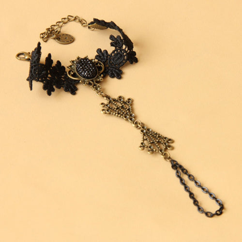 Retro Romantic Lace Gothic Wristlet in Black