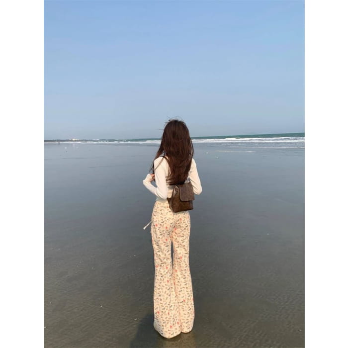 Drawstring Waist Dog Print Flared Pants