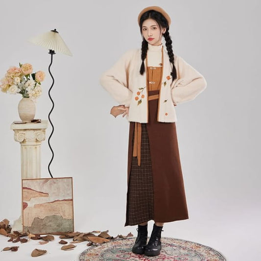 Embroidered Cardigan / Sleeveless Top / Knit / Midi