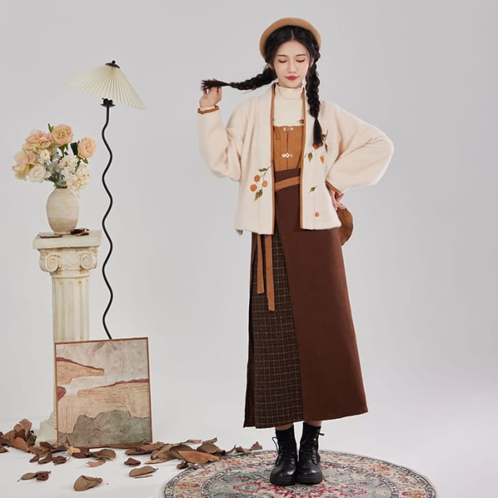 Embroidered Cardigan / Sleeveless Top / Knit / Midi