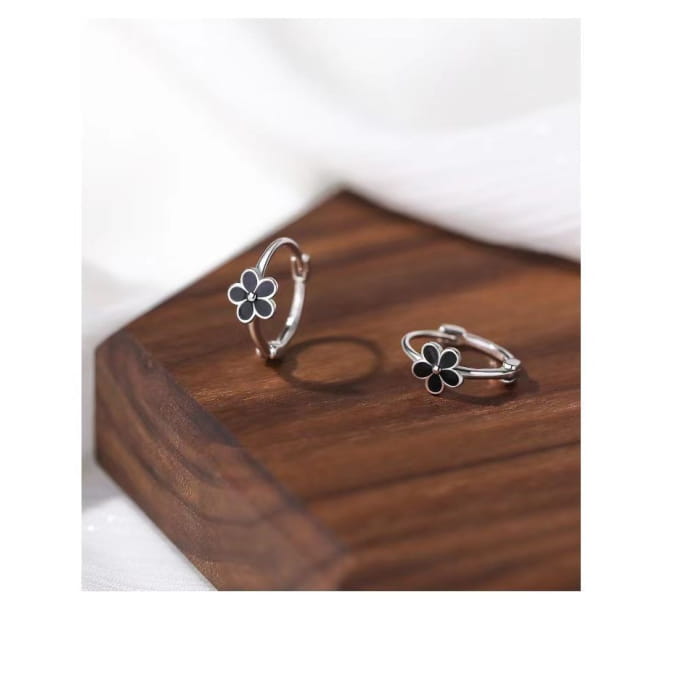 Floral Alloy Huggie Earring