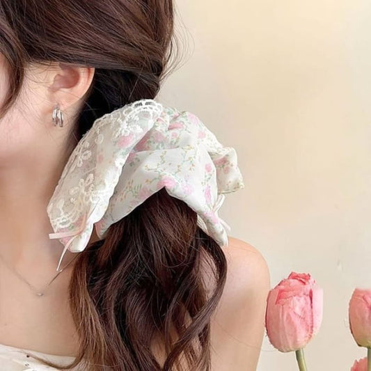 Floral Scrunchie - Pink / One Size