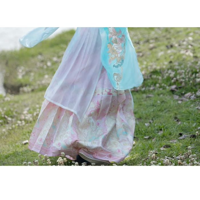 Flower Embroidered Hanfu Set