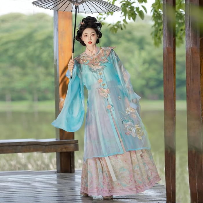 Flower Embroidered Hanfu Set - Blue / S