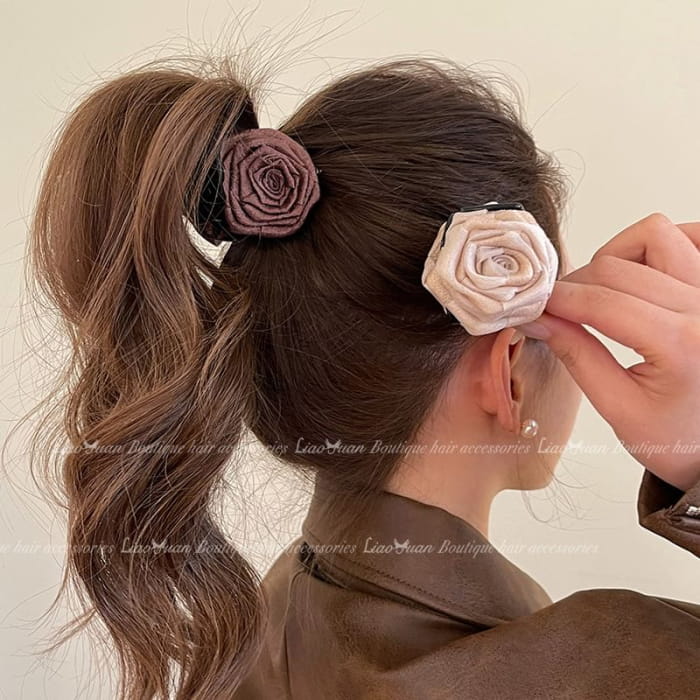 Flower Faux Pearl Hair Clip / Claw