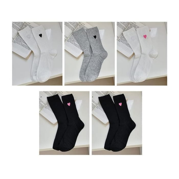 Heart Embroidered Socks Set - Of 5 Pairs - 1 Pair - Black