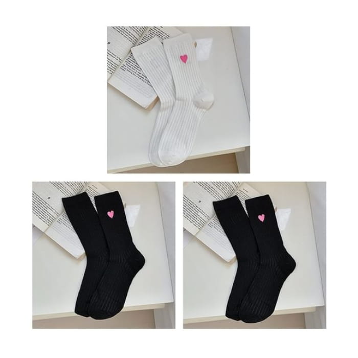 Heart Print Ribbed Socks / Set - 06 - of 3 Pairs - White &
