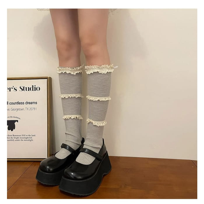 Lace Trim Knee High Socks