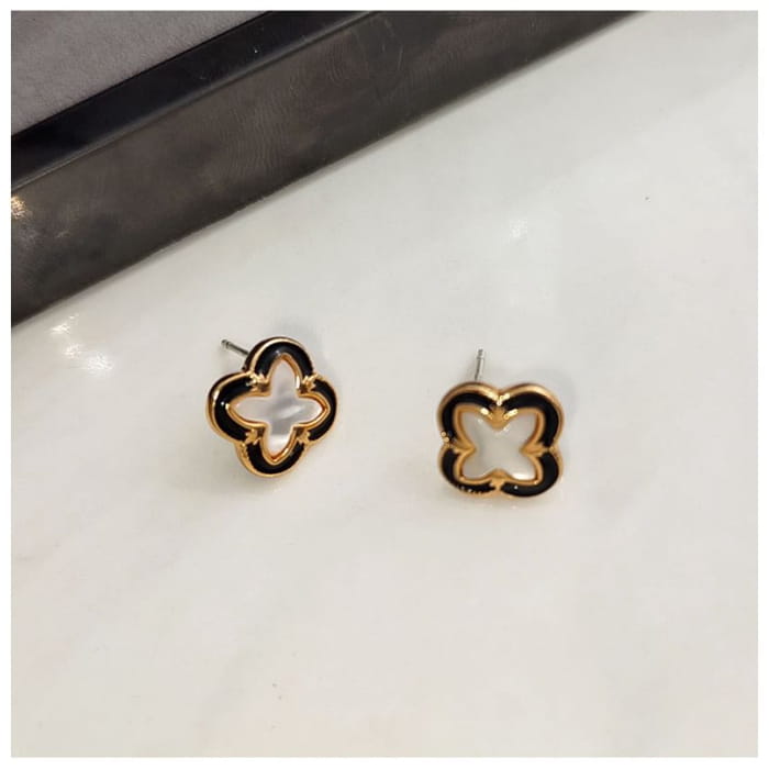Mother of Pearl Enamel Stud Earring