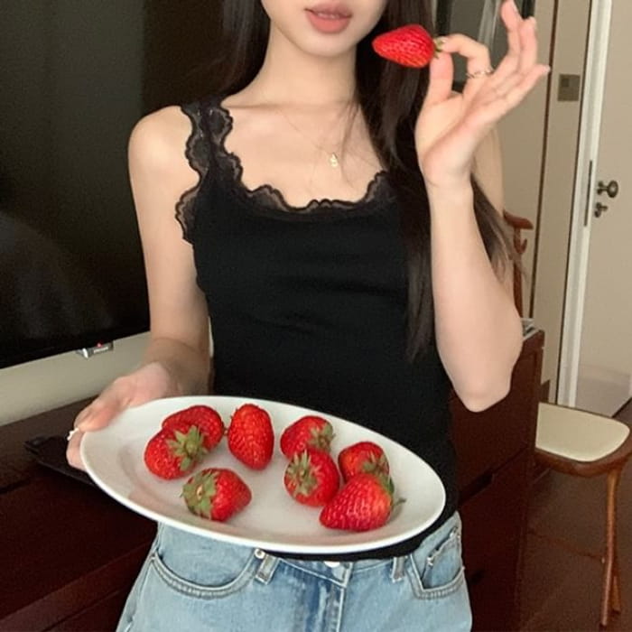 Plain Lace Trim Lettuce Edge Camisole Top - Black / One Size