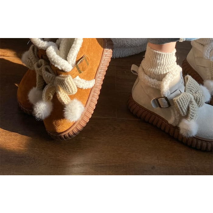 Pom Short Snow Boots