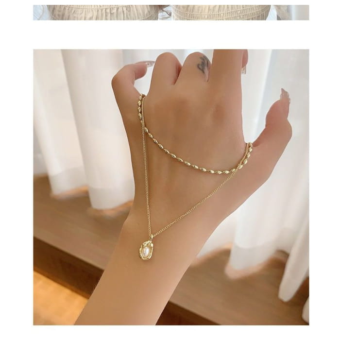 Set: Pendant Necklace + Beaded