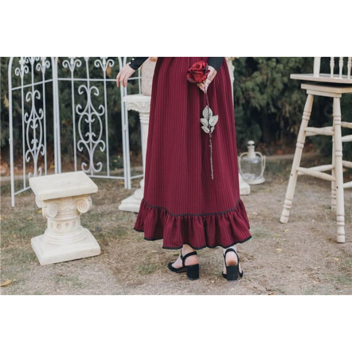 Set: Ruffled Lace Panel Blouse