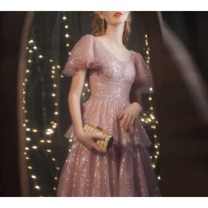 Short-Sleeve Sweetheart-Neckline Sequined A-Line Layered