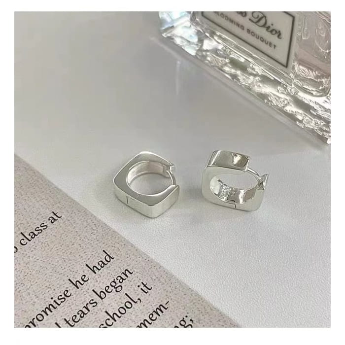 Sterling Silver Thick Huggie Earring
