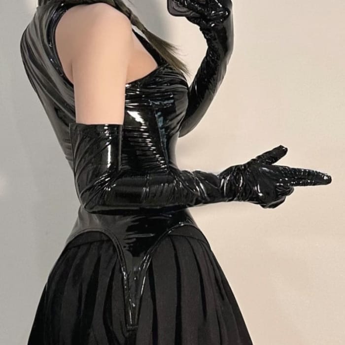Cute Black Devilish Queen Outfit Set ON836 - glove / Glove M