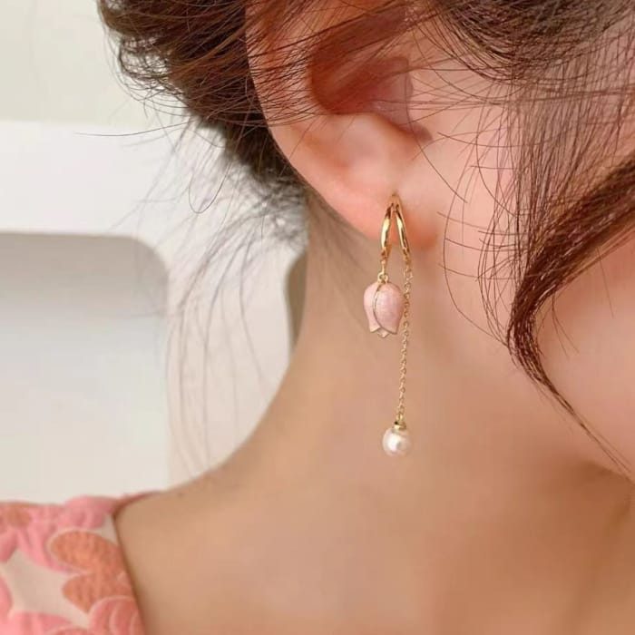 Pink tulip fringe long pearl earrings - Tulip