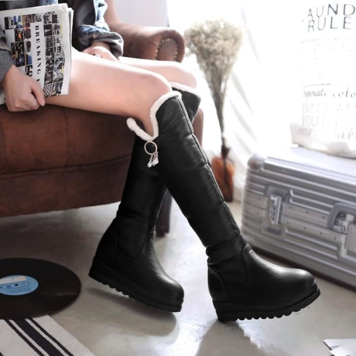[Ready Stock] Black/White/Red Faux Fur Winter Warm Boots C310 - Cospicky